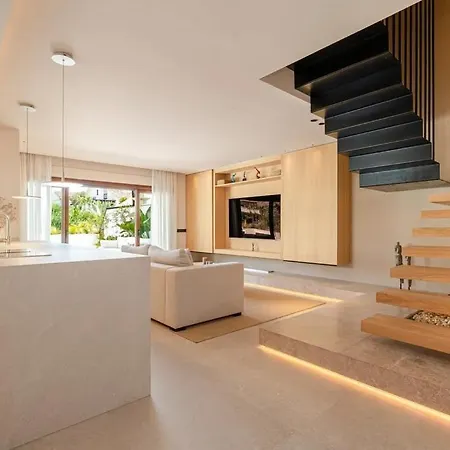 公寓 Beautiful Duplex Penthouse *