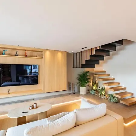 公寓 Beautiful Duplex Penthouse *