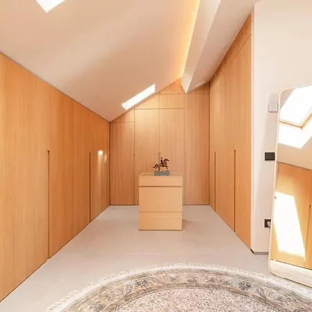 Beautiful Duplex Penthouse 公寓