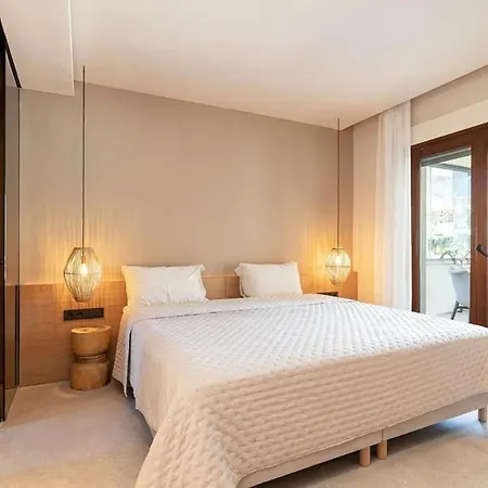 Beautiful Duplex Penthouse * 马尔韦利亚